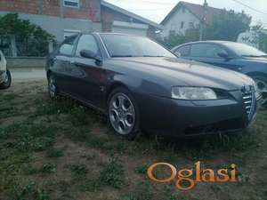 Alfa Romeo 166 ristajling levo krilo