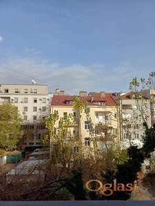 Osunčan stan kod Franša