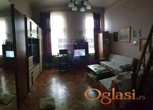 Cetvorosoban stan u Petrovaradinu,83m2