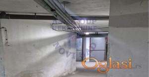 Garaza u suterenu zgrade