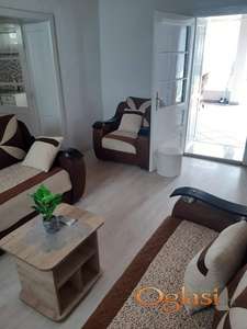 Namestaj za kucu + klima uređaj HISENSE