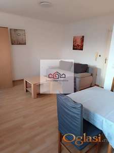 ADICE,NAMESTENA,GARSONJERA.CENA250e SA INFORMATIKOM