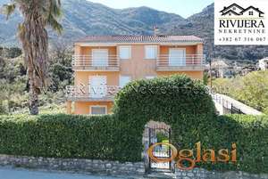 Kuca na prvoj liniji do mora Stoliv