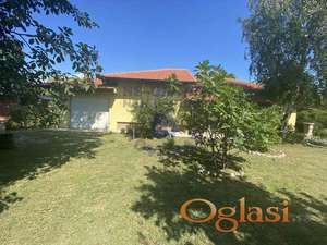 Fantastična vikendica u Čortanovcima