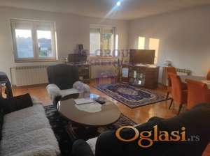 Prodaje se odličan, četvorosoban stan u samoj blizini grada