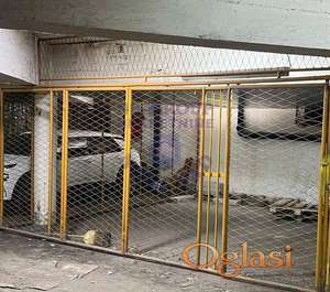 Prodaju se dve garaze zajedno na Podbari