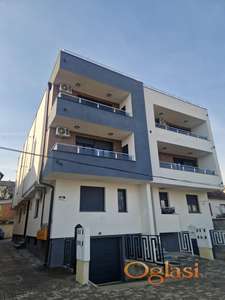 Vlasnik prodaje nov cetvorosoban parking