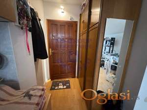 Povoljna garsonjera, bez ulaganja.