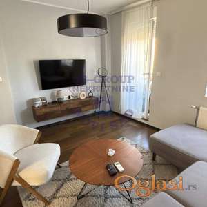 Izdaje se jednoiposoban stan na Bulevaru Evrope