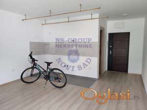 Odlična garsonjera na Somborskoj rampi.