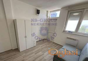 U ponudi garsonjera u Veterniku 18m2