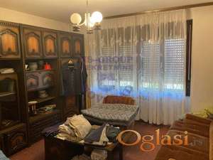 Spratna kuca u Backom Jarku!