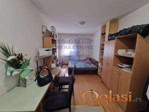 Garsonjera na Bulevaru oslobođenja!