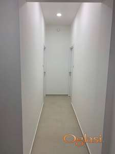 Izdajem stan u blizini hotela Zire