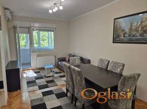  KOMFORAN, LEP DVOSOBAN STAN - SAJAM