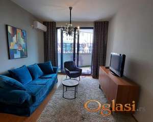 Moderan i svetao stan površine 56 m² u prestižnoj, novoizgrađenoj lux zgradi