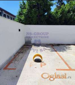 Garazno mesto na Socijalno, 15m2