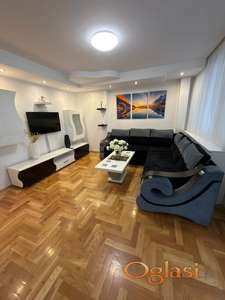 PRELEP STAN NA LIMANU 3, SA IZUZETNOM TERASOM