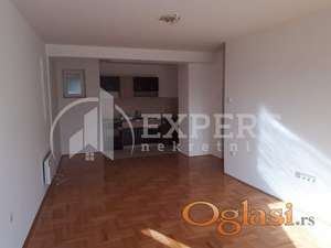 Izdaje se stan kod Doma zdravlja