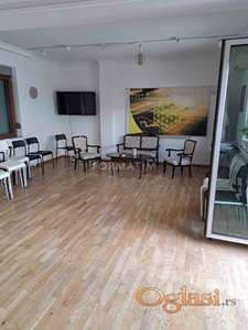 Top lokacija, nenamešten stan kod Hrama, velika terasa ID#2902