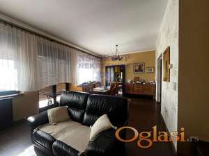 Prostrana kuća u samom centru Temerina