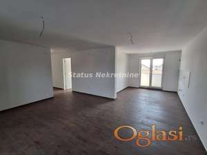 Veternik-Prazan Veliki Petosoban stan 150 m2 na Drugom Spratu-Pogodno za Kancelarije-Zakupnina 900e - 065 385 8880