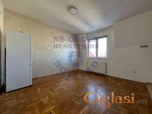 Dvoiposoban odličan-useljiv