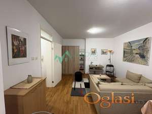 Kompletno namešten stan u samom centru Novog Sada!