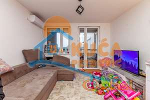 Na prodaju jednoiposoban stan, Duvanište, 43m2