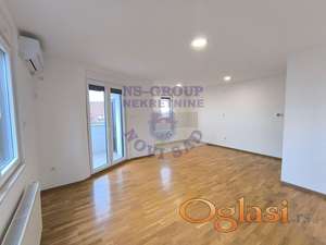 Fenomenalan - NOV, useljiv sa pdv-om!