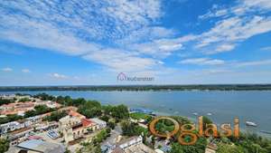 Zemunski kej. Pogled na Dunav. Renoviran