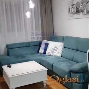 Izdaje se lepo uređen i kompletno namešten dvosoban stan površine 44 m²