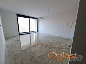 NOVI SAD - CENTAR - 61m2 - 915 evra