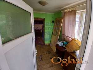 Odlična lokacija za porodičnu zgradu