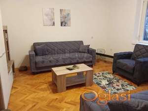 Izdaje se odličan stan, kod Crvenog Pevca, 36m2