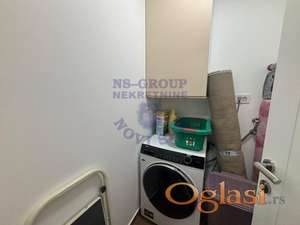 Odličan troiposoban stan na Detelinari.