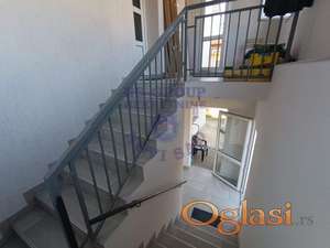 Spratna porodična kuća-Tatarsko brdo!