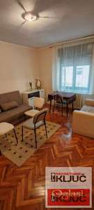 Dobar stan preko puta Futoske pijace