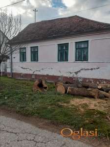 Kuča sa velikim placem u Vrdniku