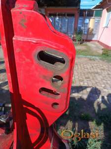 Plug obrtač 4 brazde