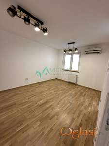 Centar, 46m2  renoviran dvosoban stan! 