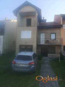 Na prodaju kuća u Loznici komplet opremljena 181m2 sa 3 ara placa.