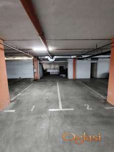 GARAŽA SA DVA PARKING MESTA !