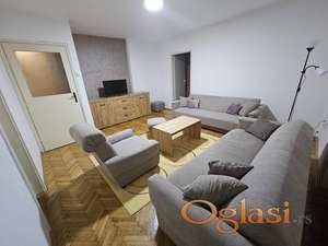 STAN KOMPLETNO OPREMLJEN