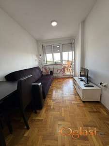 Novi Sad, Bul. Evrope, lep jednoiposoban stan na dobroj lokaciji