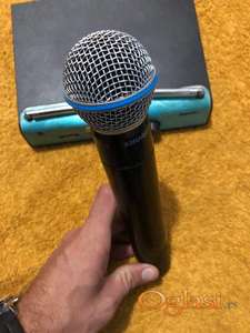 Mikrofon Shure Beta 58A ( Stariji model shure 58A dobro očuvan, čistog zvuka i bez prekida)