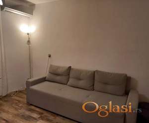 Jednoiposoban stan na traženoj lokaciji - KEJ