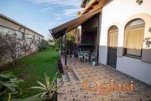 Porodična kuća - Veternik!