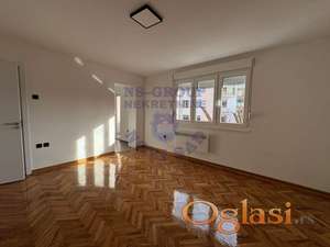 Dvosoban stan 49m2, Cara Dušana!