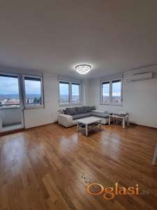Trosoban stan na prodaju , Bulevar Patrijarha Pavla, 82m² – Novi Sad